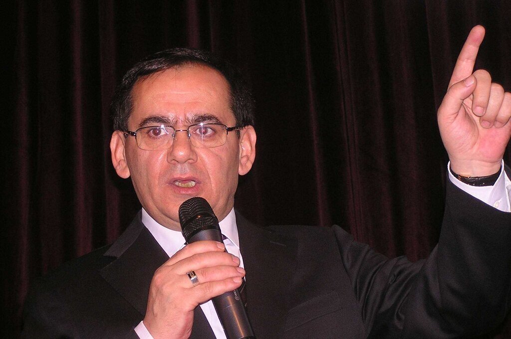 GENEL MERKEZDEN MUSTAFA DEMİR’İN ADAYLIĞINA YALANLAMA22