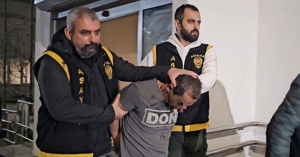 GIRDIGI ALISVERIS MERKEZINDE 3 GUNDUR HA 547289 162308