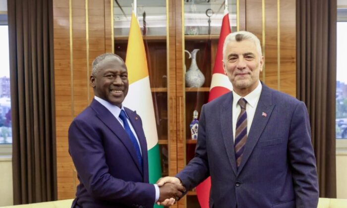 Kotdivuar Ulusal Başkanı Bictogo ile bir araya gelerek ticaretin iyileştirilebilir yönlerine dair değerlendirmelerde bulunduk