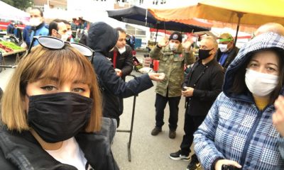 CHP Kadın kolları ve İlkadım İlçe örgütü pazarda maske dağıttı