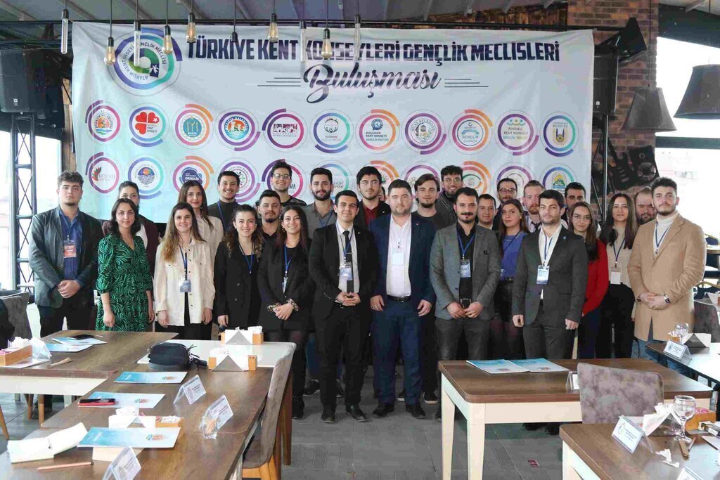 Genclik Meclisleri Atakumda bulustu scaled