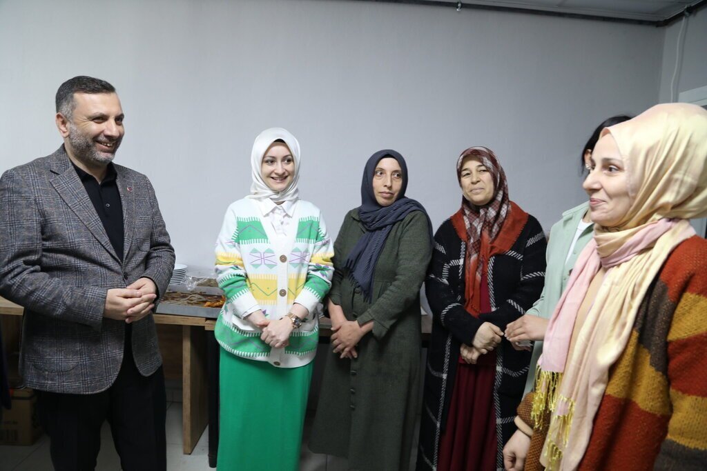 Girisimci Kadinlara Baskan Destegi scaled