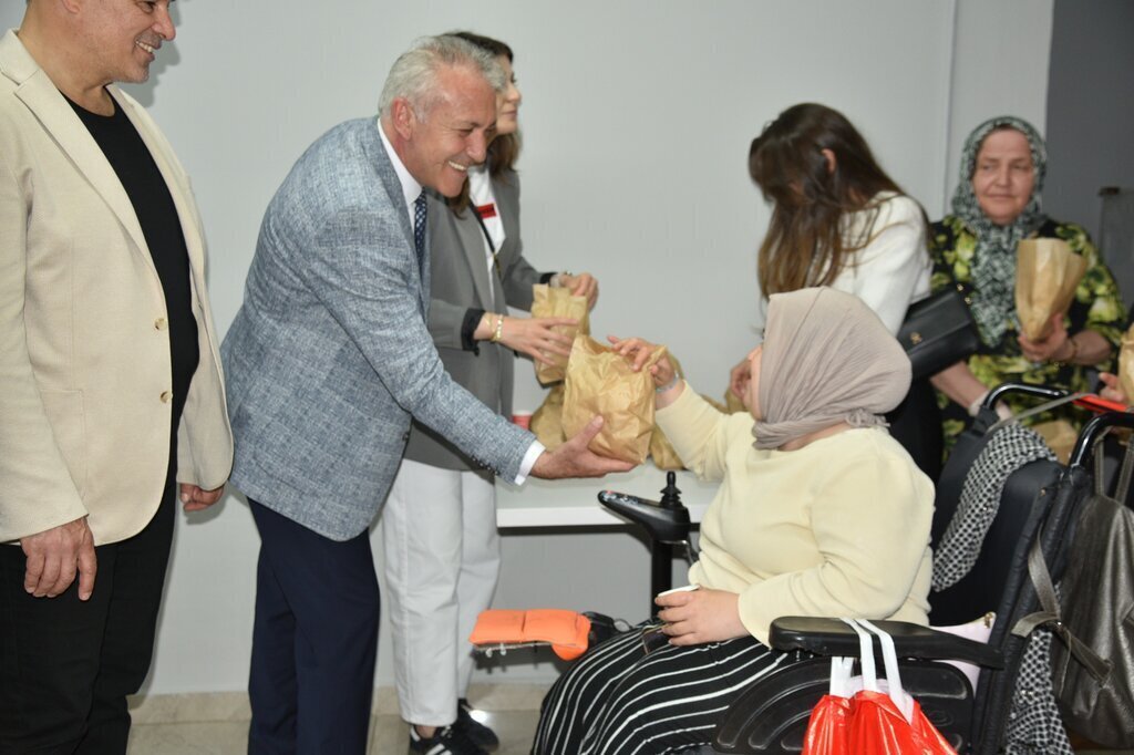 HASAN ALI YUCELDE ENGELSIZ YASAM PROGRAMI 10