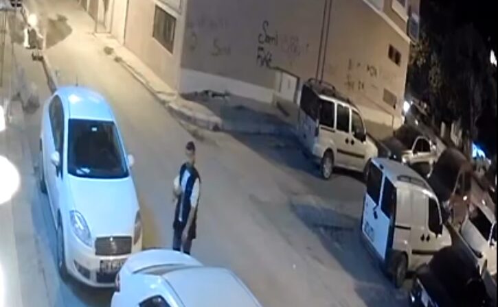 HIRSIZLIK ANI CALINAN GUVENLIK KAMERASI 956008 283917 e1760078760750