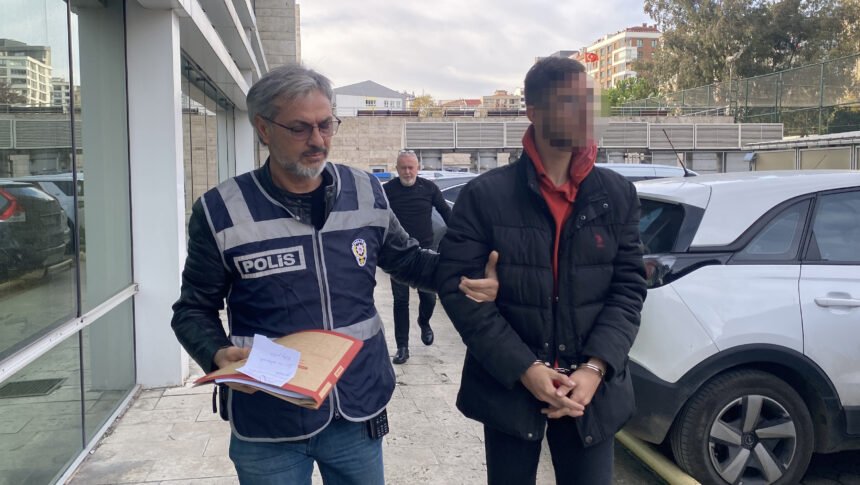 HUSUMETLISININ OTOMOBILINI KURSUNLAYAN S 1022494 303411