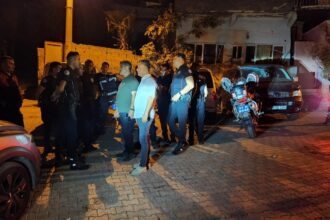 Hatayin Iskenderun ilcesinde komsu iki aile arasinda cikan kavgada Leyla Sahin 63 cikan catismada tabancayla vurularak olduruldu