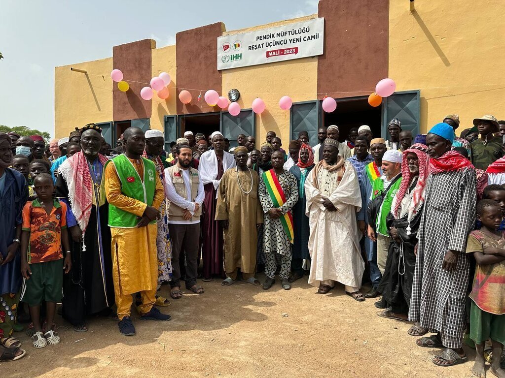 IHH 2023 yilinda 12 ulkede kalici eserler insa etti 6