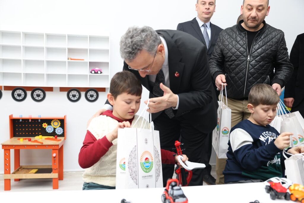 İlkadım’da özel çocukların gülümsemelerine sağlıklı dokunuş