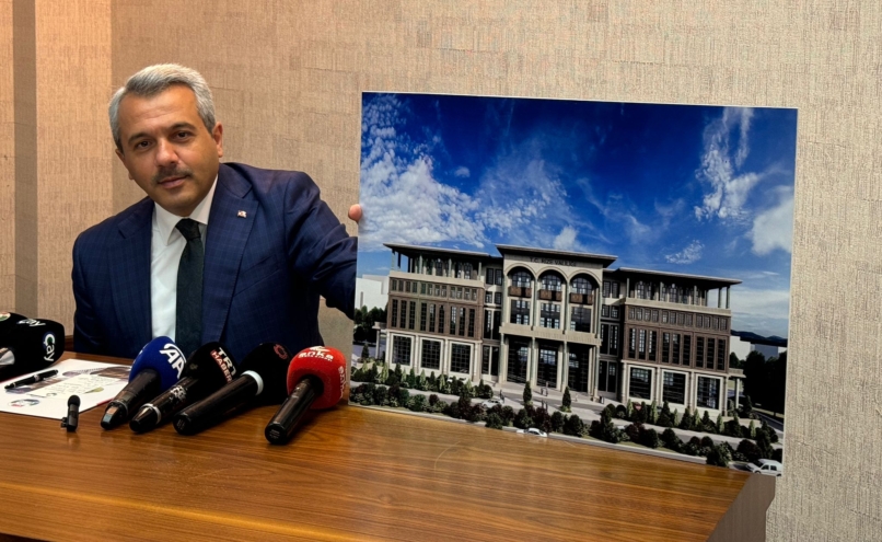 Vali İhsan Selim Baydaş Rize’de devam eden yatırımları anlattı