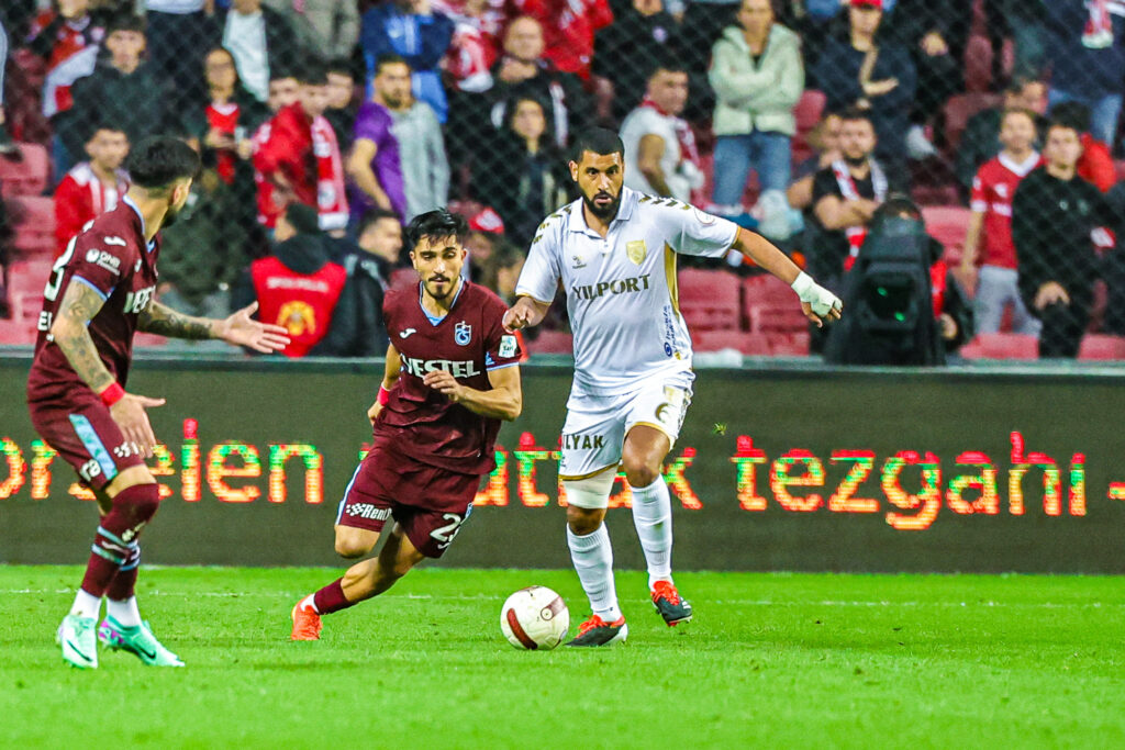 Samsunspor ezdi geçti, Samsunspor 3 Trabzonspor 1