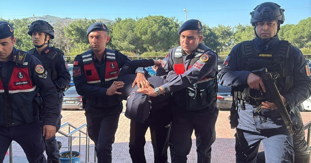 INTERPOL TARAFINDAN KIRMIZI BULTENLE ARA 524446 155204