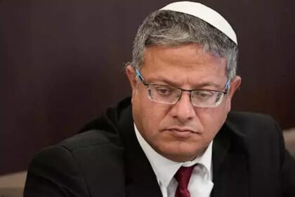 ISRAIL GAZZEYE YARDIM GIRISLERI DEVAM 971425 288456