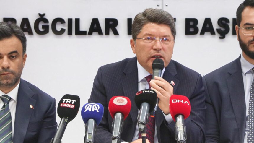 ISTANBUL ADALET BAKANI TUNC YARGININ 931531 276698