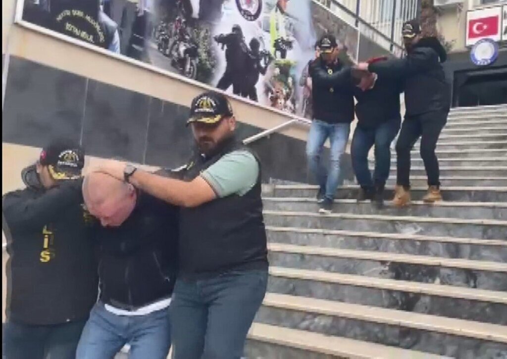 ISTANBUL BAHCELIEVLERDE UYUSTURUCU TA 404687 119212