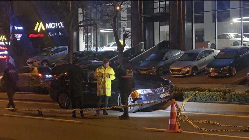 Polis memuru trafikte tartıştığı mimarı silahla vurdu