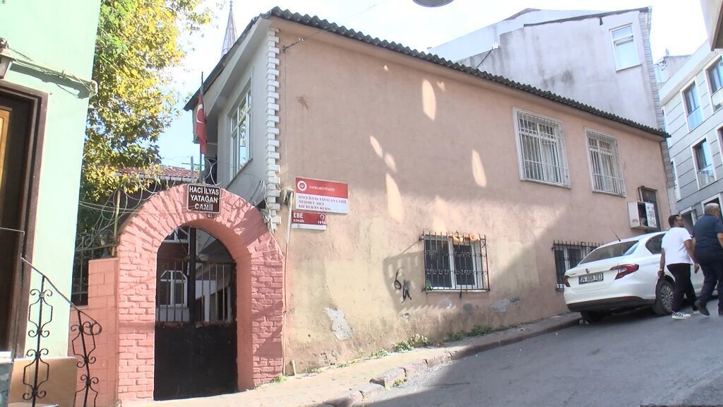 ISTANBUL FATIHTE CENAZE NAMAZINDA TAB 361338 99768