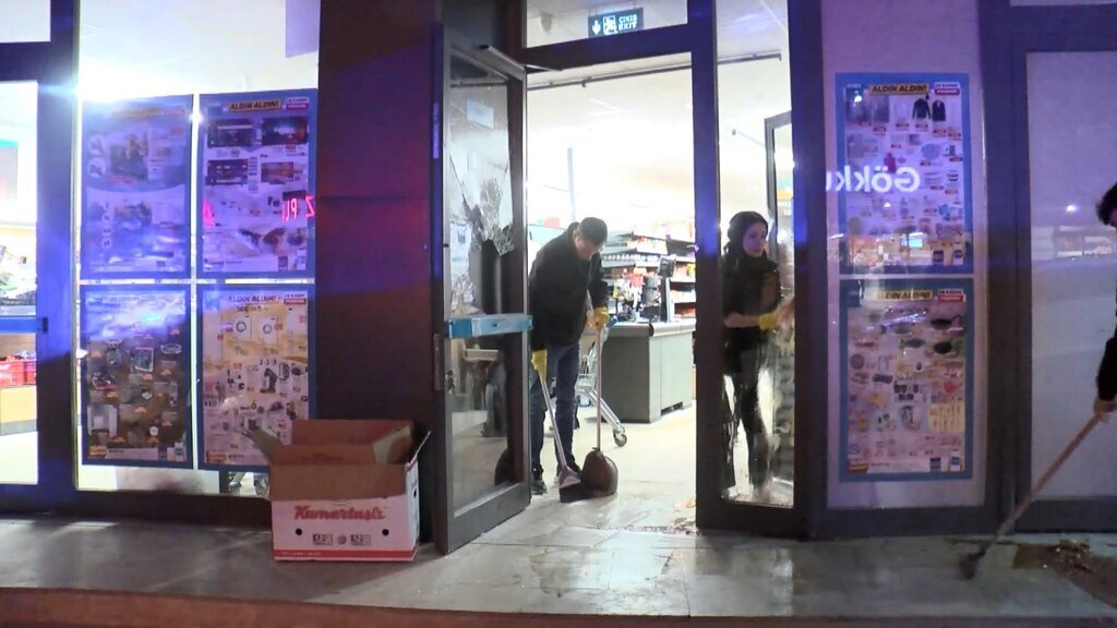 ISTANBUL GAZIOSMANPASADA HIRSIZLIK YAP 439857 129830