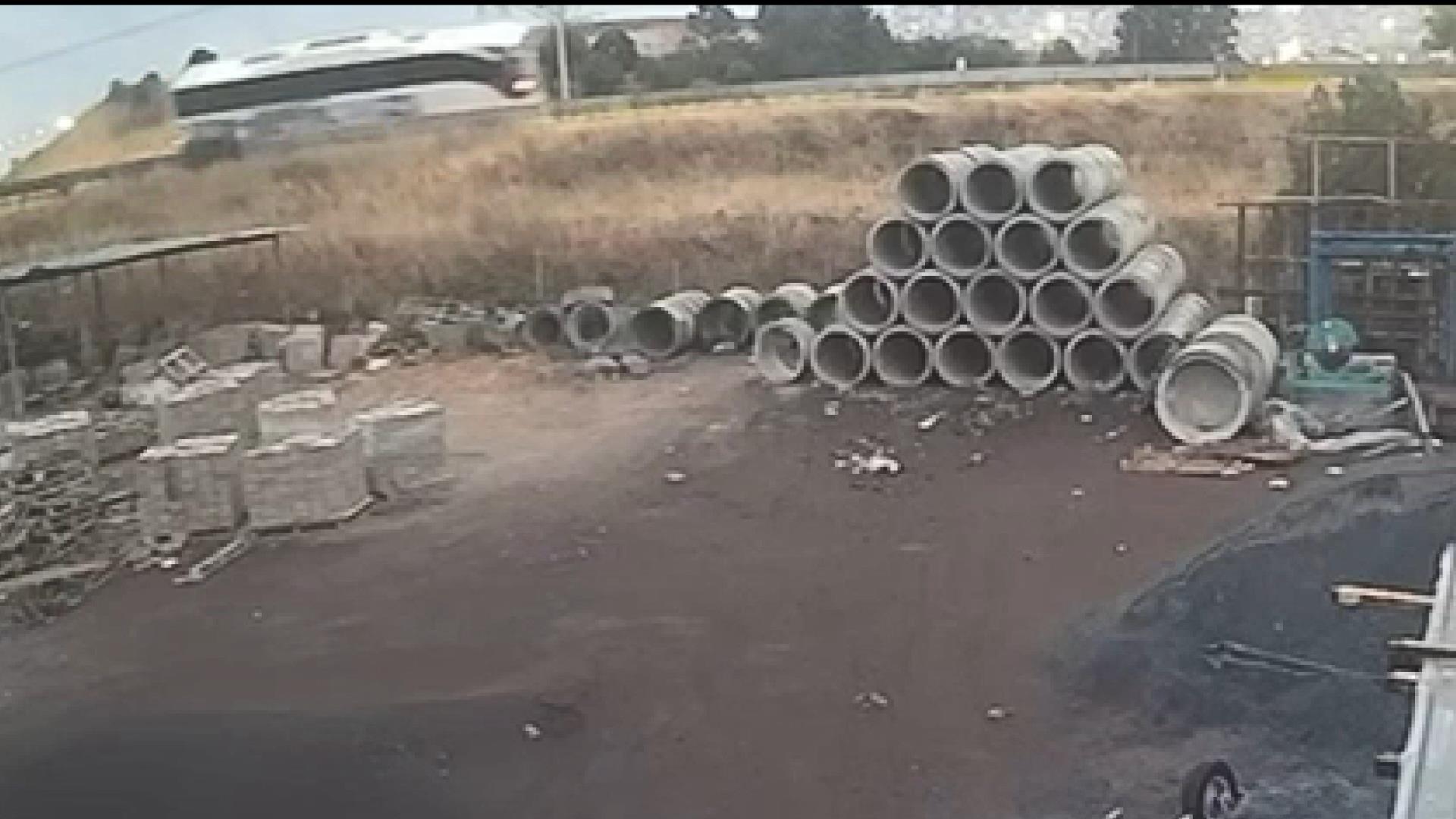 ISTANBUL KUZEY MARMARA OTOYOLUNDA 4 K 870403 258443