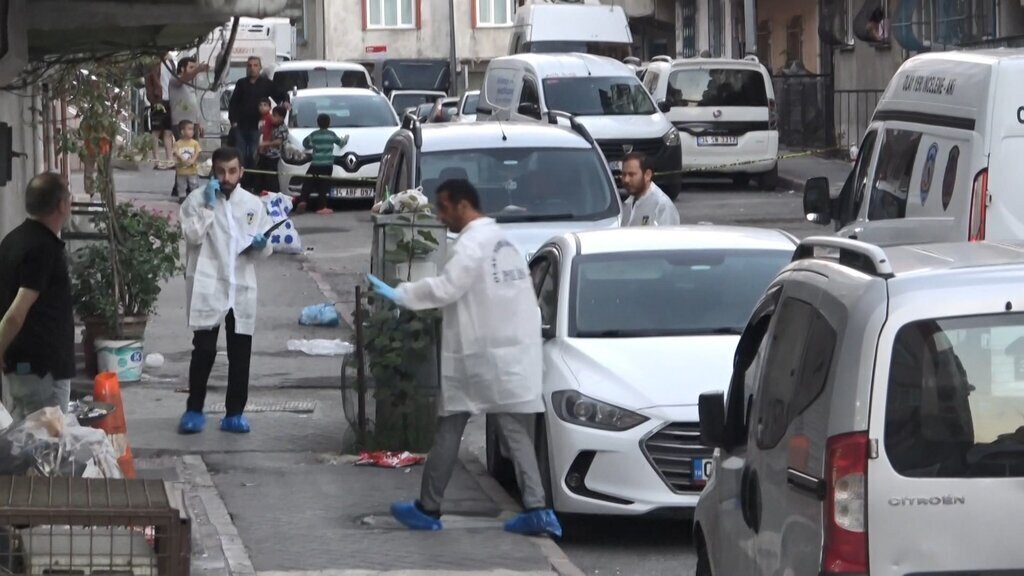 ISTANBUL OZEL SULTANGAZIDE SOKAK ORT 411056 114237