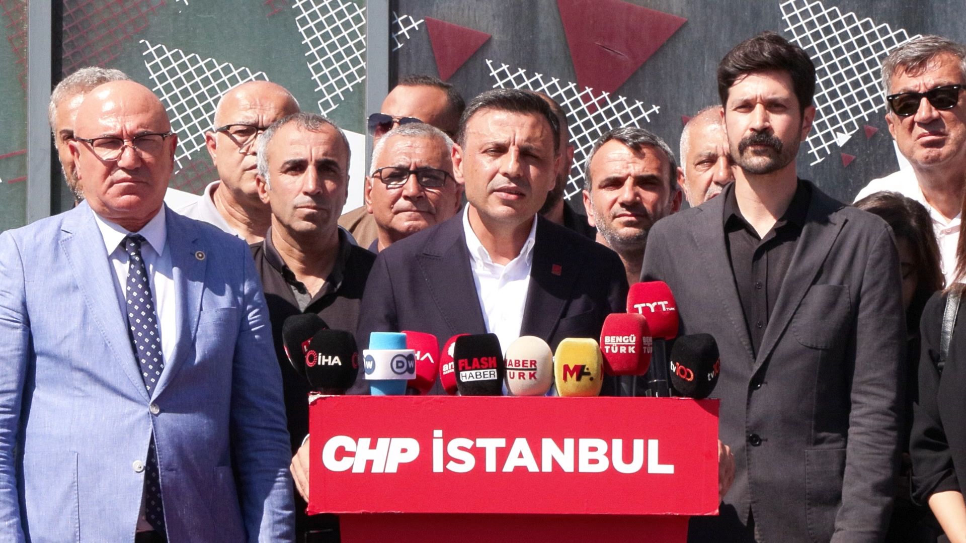 ISTANBUL OZGUR CELIK GOREVIMIZIN BASIN 895779 266093