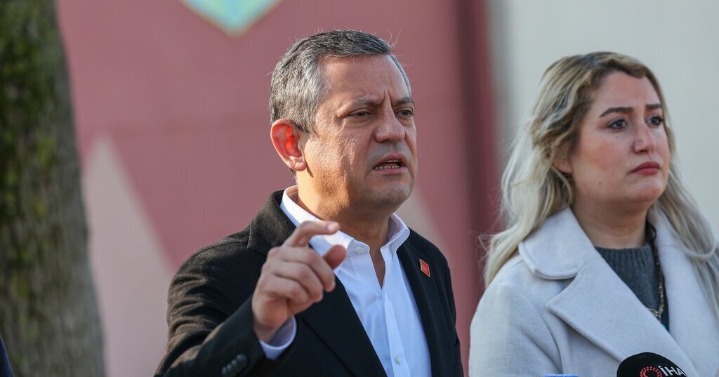 ISTANBUL OZGUR OZEL TURPUN BUYUGU SAN 521958 154528