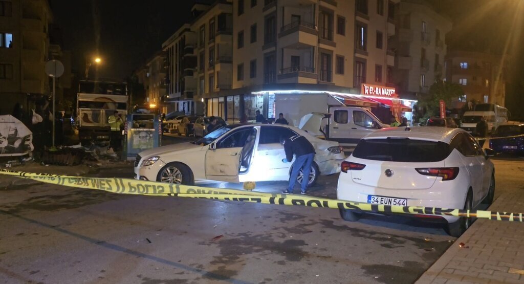 ISTANBUL SANCAKTEPEDE IS YERINI KURSUN 415785 122572