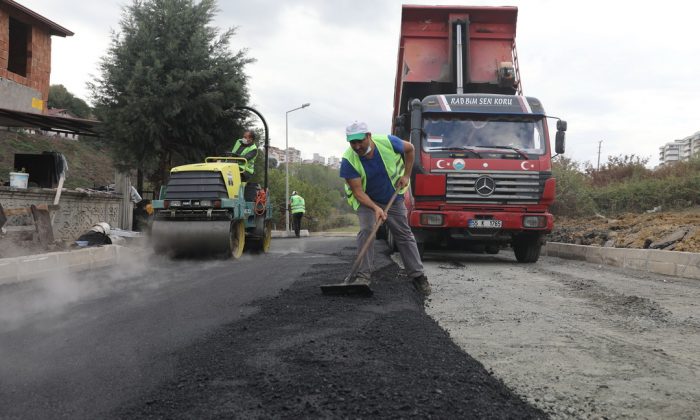Demirtaş: İlçemizin yollarına 2021 yılı itibariyle 17 bin ton asfalt döktük