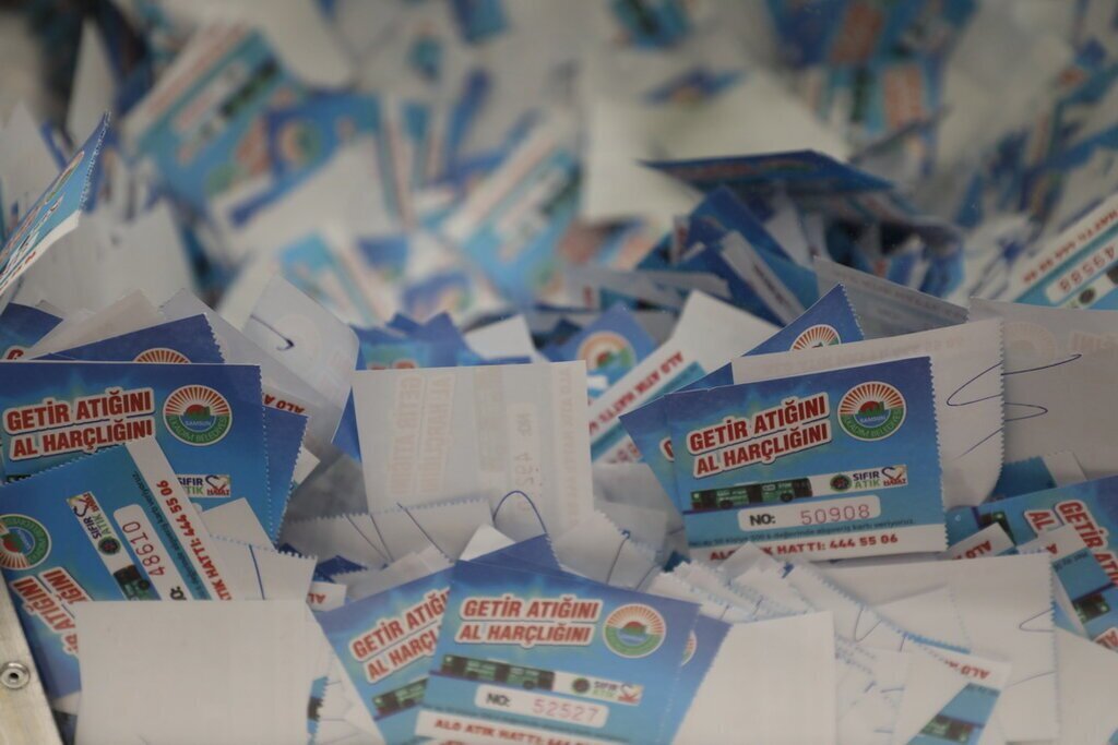 Ilkadimda Atiklar Kazanca Donusuyor