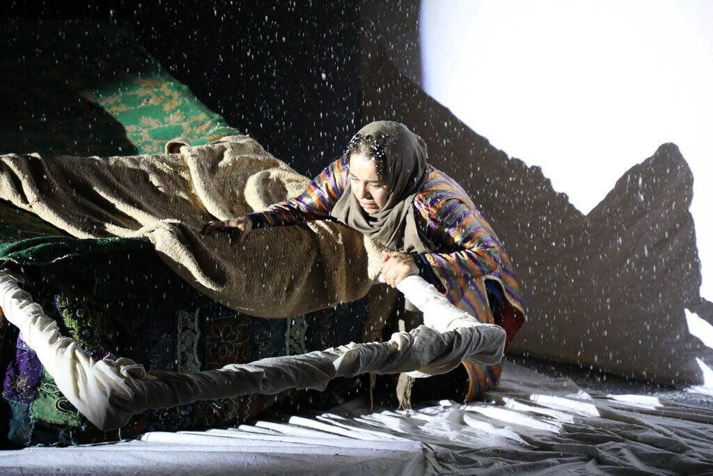 Ilkadimda Tiyatro oyunu gozyaslarina bogdu