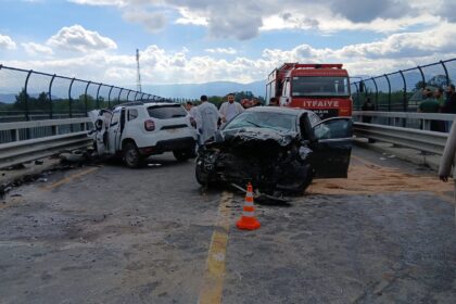 JANDARMA ARACI OTOMOBILLE CARPISTI 2 SE 956824 284165