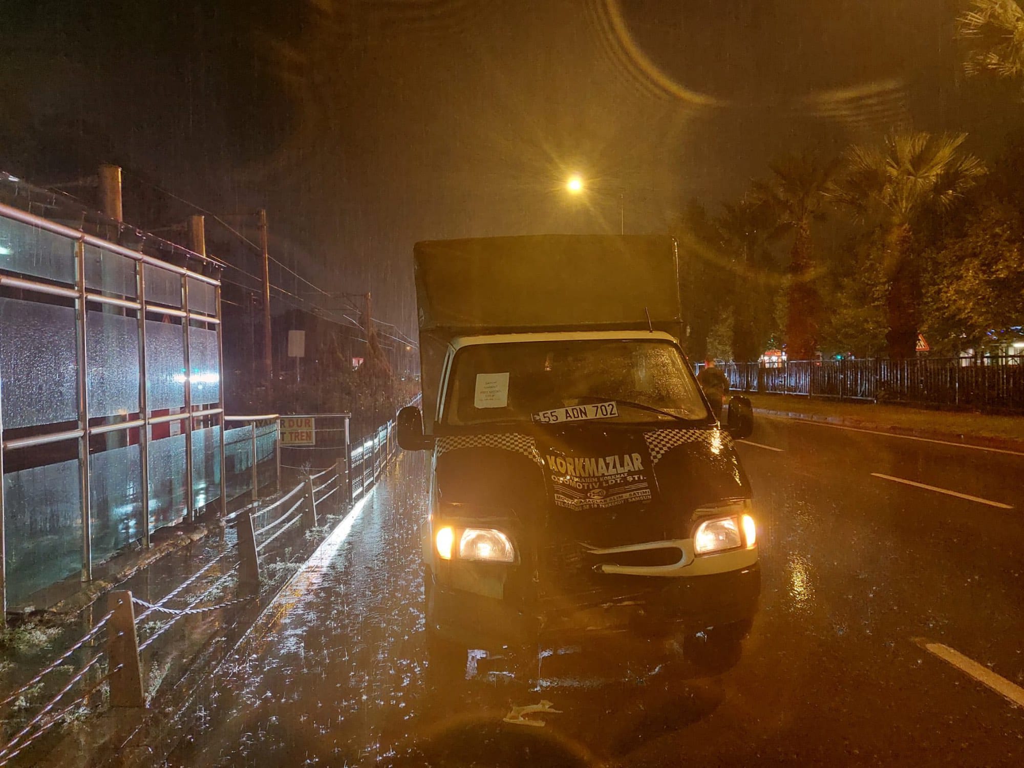 Kamyonetin çarptığı 2 çocuk öldü