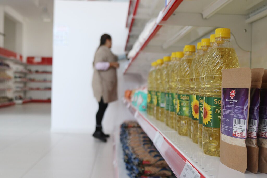 KARADENIZIN ILKI ATAMARKET GIDA BANKASINA DAYANISMA SURUYOR 2