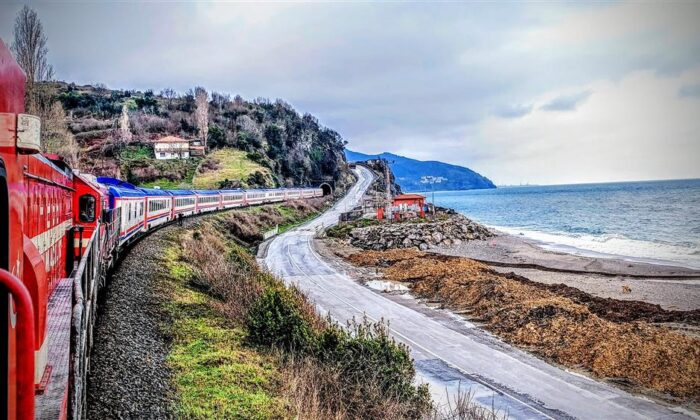 Türkiye’nin yeni turistik treni Karaelmas Ekspresi