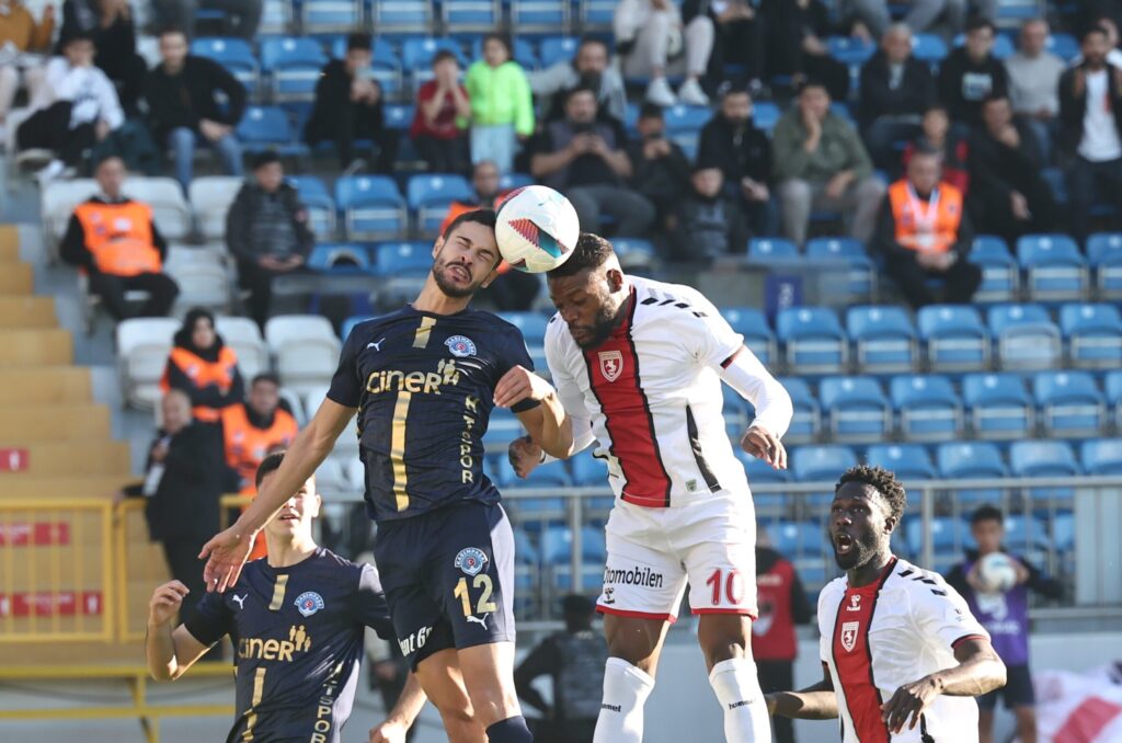 Samsunspor, Kasımpaşa’yı ikinci yarıda perişan etti! Kasımpaşa – Samsunspor: 1-4