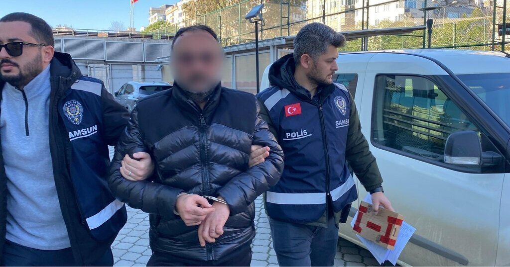 KENDISINDEN PARA ISTEYEN OGLUNU EKMEK BI 537535 159245