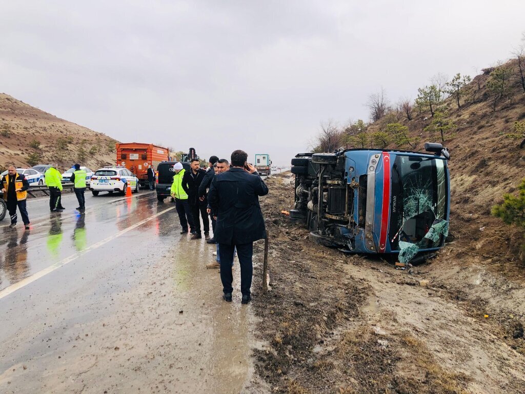 KIRIKKALEDE CEZAEVI RING ARACI DEVRILDI 571408 169227