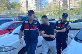 KIZ KARDESINI DARBEDEN SUPHELIYE GOZALTI 915416 271986