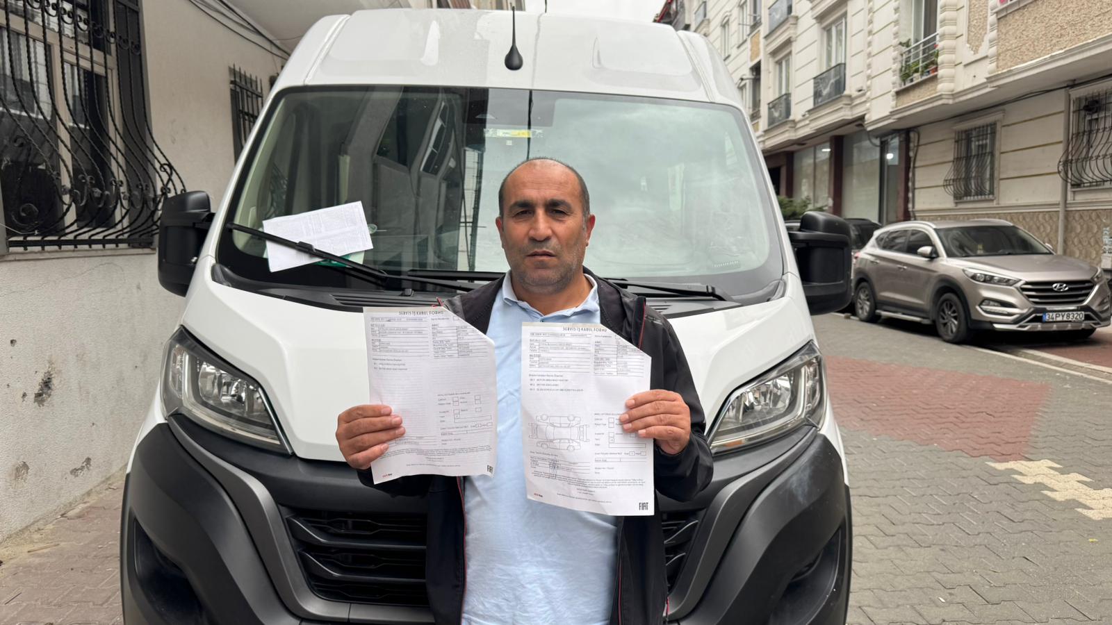 Kredi çekip sıfır aldığı servis minibüsü arıza verdi; 2