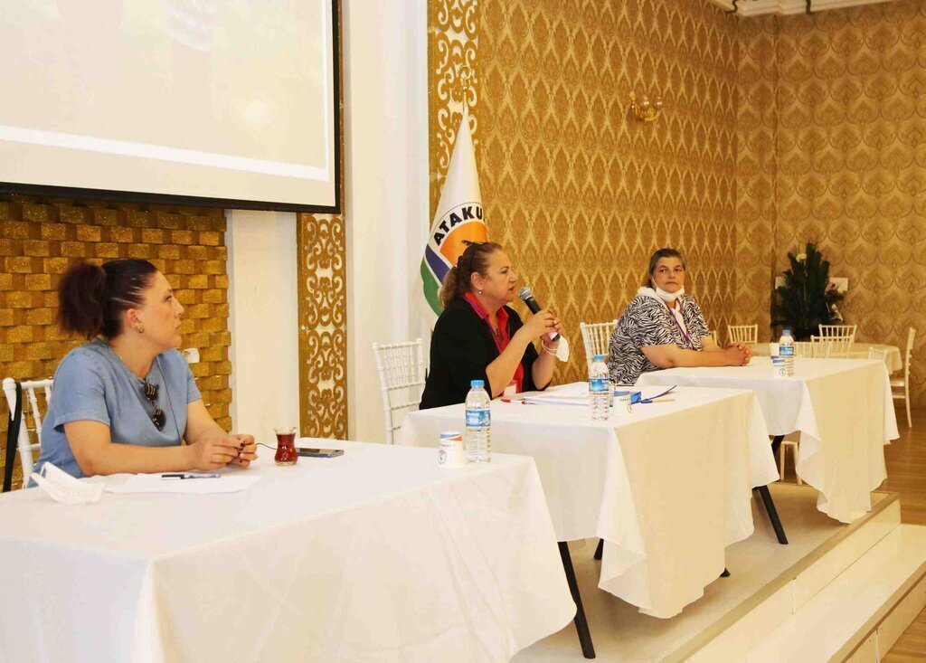 Kadin El Emegi urunleri Pazari 2 scaled