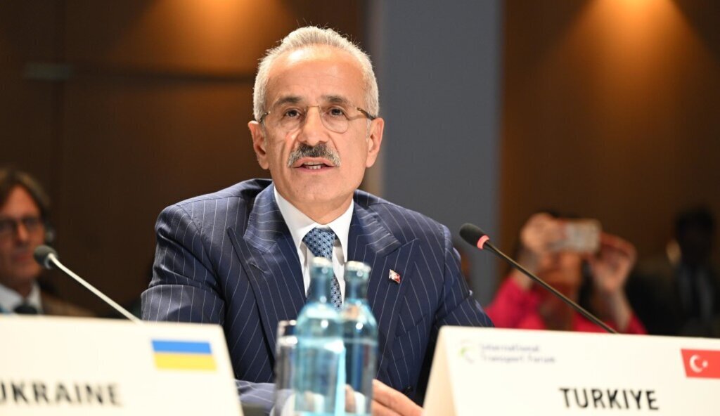 Kalkinma Yolu ve Orta Koridor