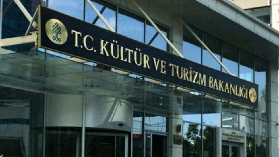 Kültür ve Turizm Bakanlığı, yayıncılık sektörüne 150 milyon lira destek sağlıyor