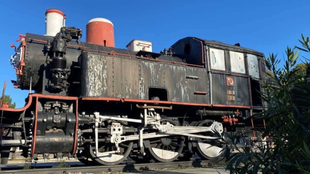 LISE OGRENCILERININ ICINDE SIGARA ICTIGI 463183 136817