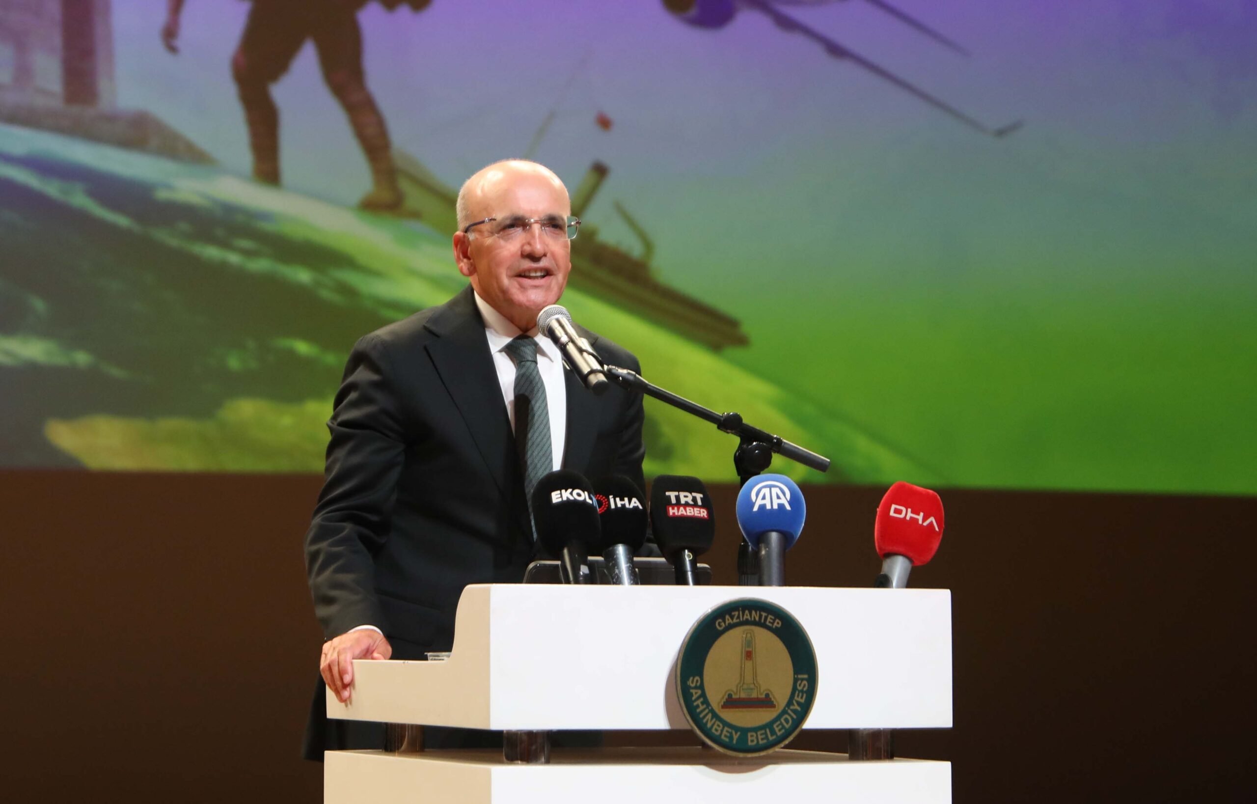 MEHMET SIMSEK KARSIMIZA CIKACAK TEHDITL 909866 270346 scaled