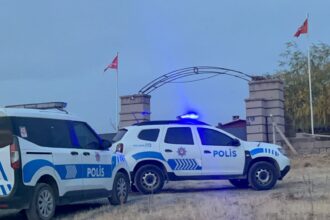 MIRAS MESELESI YUZUNDEN CIKAN KAVGADA 4 1009270 299380