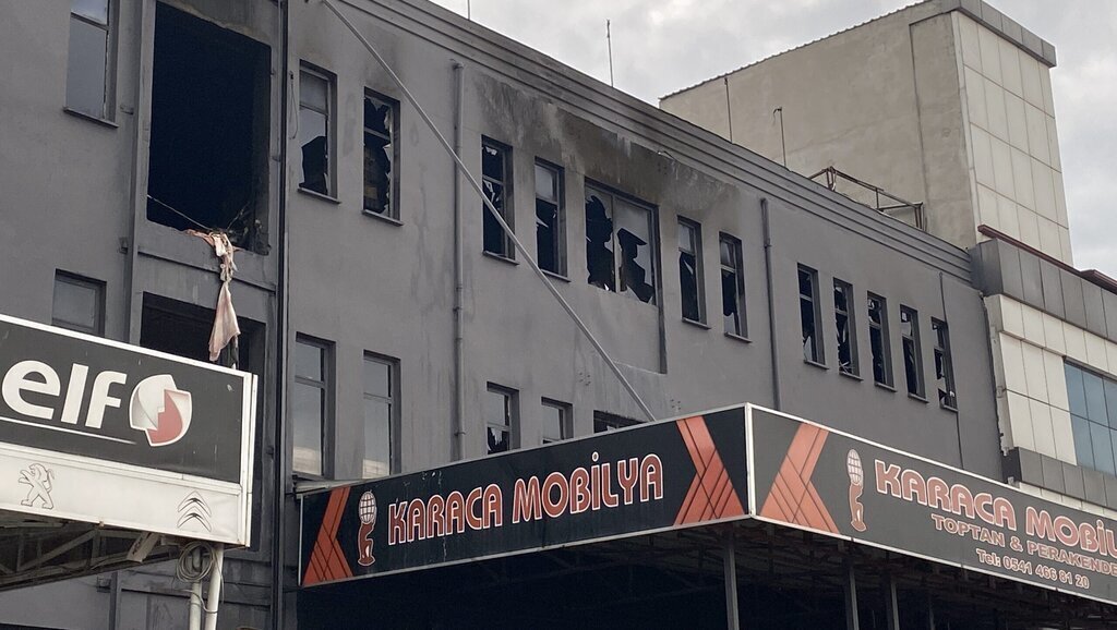 MOBILYA IMALATHANESINDE 1 YILDA 3UNCU Y 426011 125656 scaled