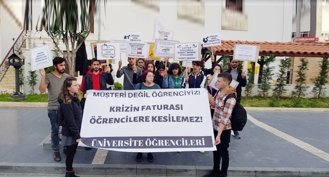 Büyükşehir Önünde Eylem Üstüne Eylem