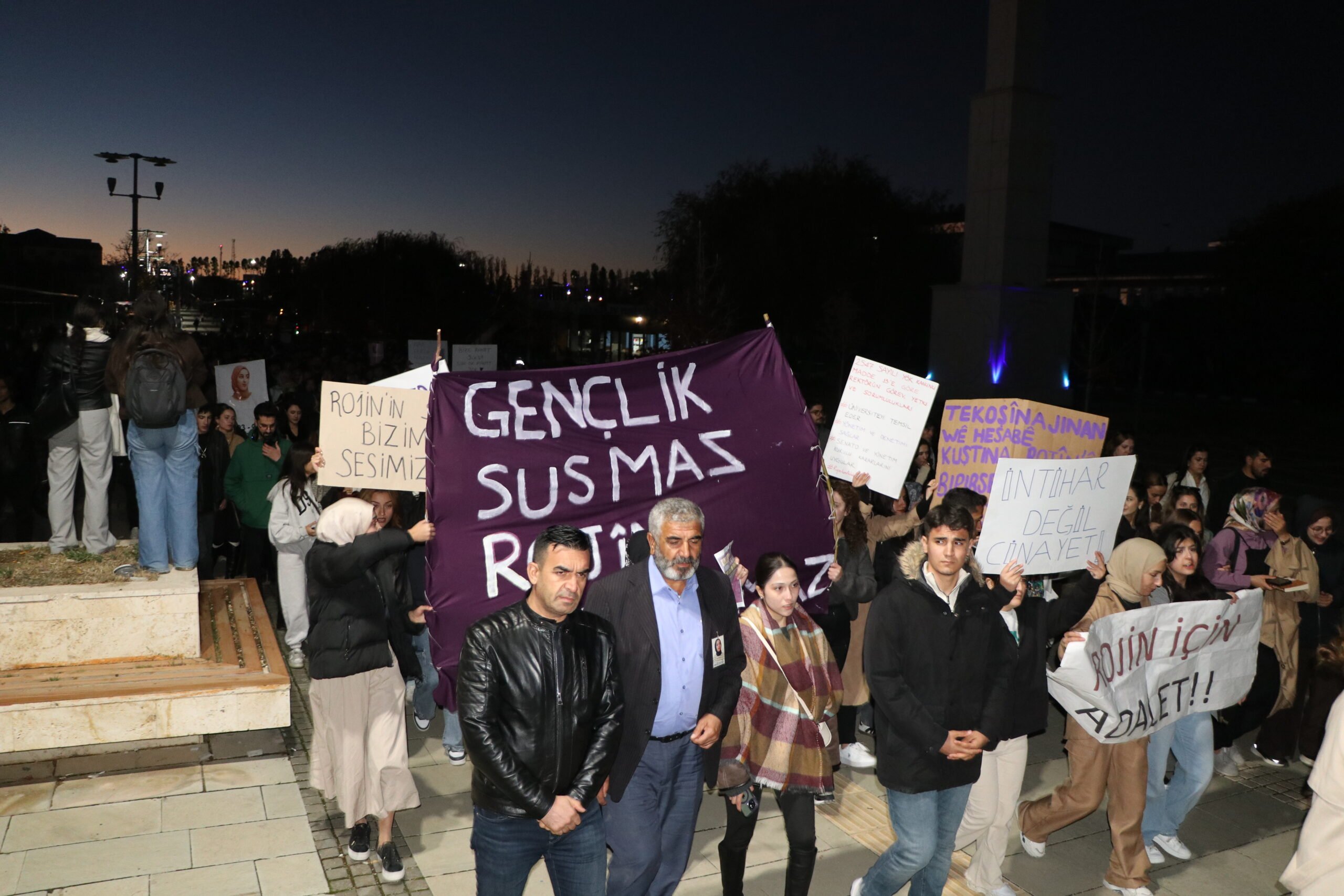 Öğrencilerin Rojin için başlattıkları eyleme acılı baba