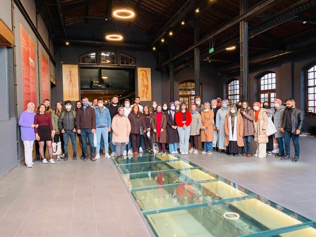 OMUlu Akademisyenler ve Ogrenciler Fabrikalarda Incelemelerde Bulundu