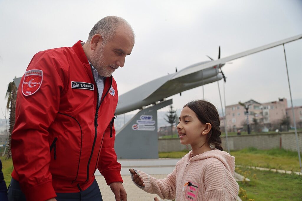 Başkan İbrahim Sandıkçı: “Milli Teknoloji Hamlesi’ne özgün fikirleri ve eserleriyle katkı sağlayan nesilleri yetiştiriyoruz”