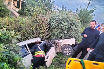 OTOMOBIL REFUJDEKI ELEKTRIK DIREGINE CAR 955881 283871